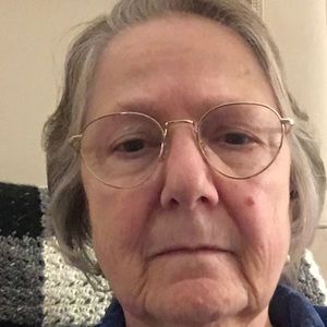 Meet your Posher, Ellen w.